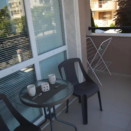 Apartment Divela 3